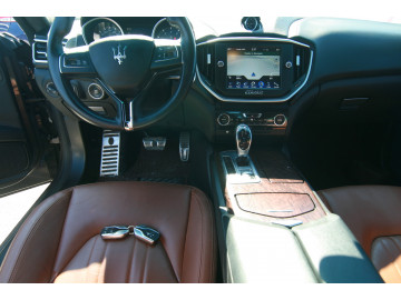 2014 MASERATI Quattroporte Essence