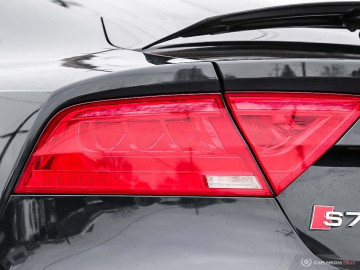 2011 AUDI A4 