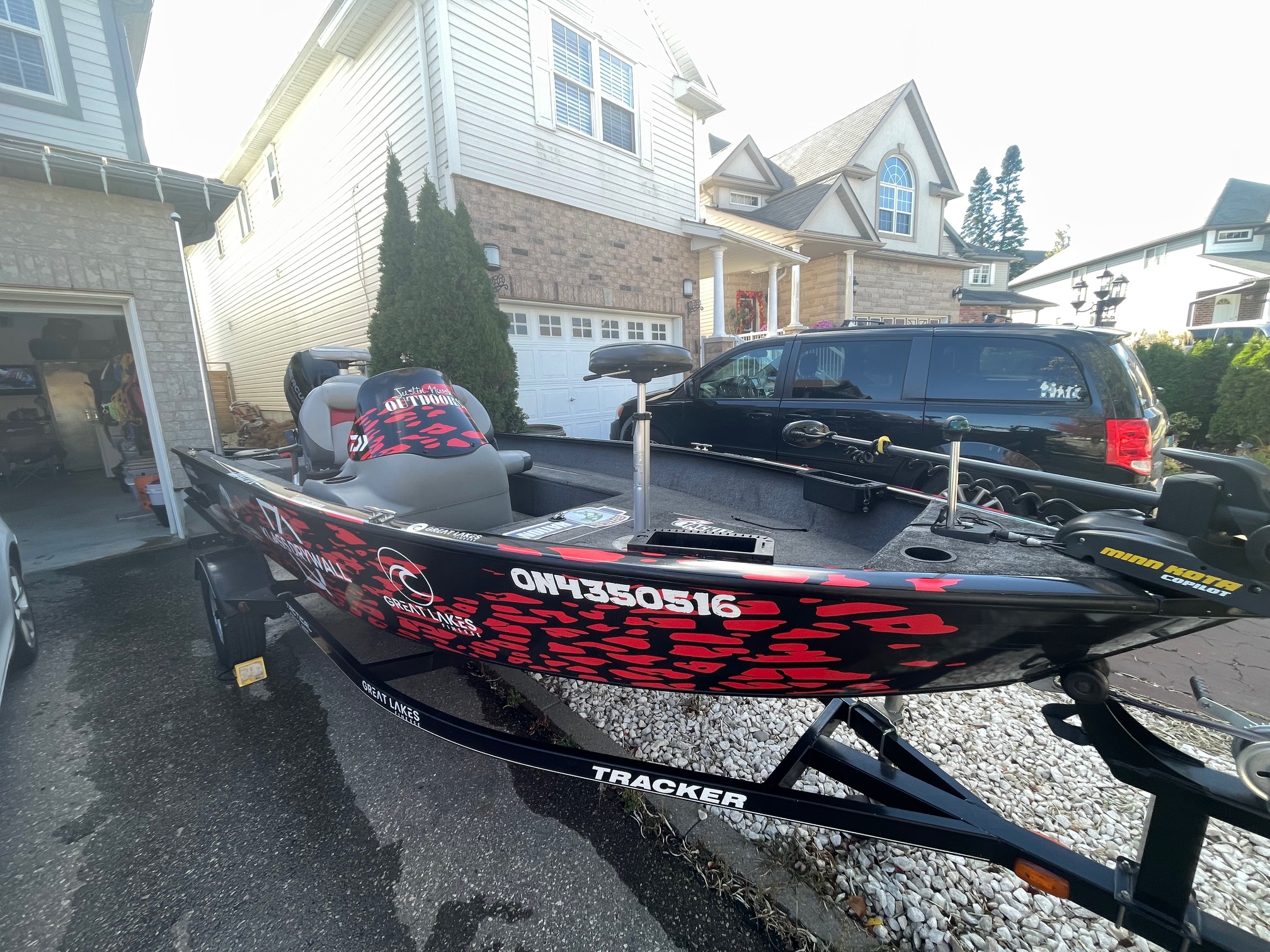 2014 Tracker Excellent fishing boat 16’ 